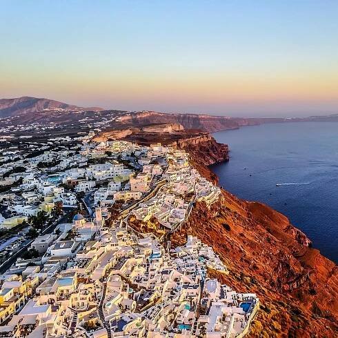 Heraklion: Celodenní výlet na Santorini s průvodcem a plavba trajektem | GetYourGuide