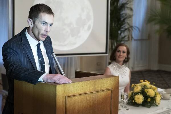 The Astronaut Wives Club - In the Blind - Z filmu - Desmond Harrington