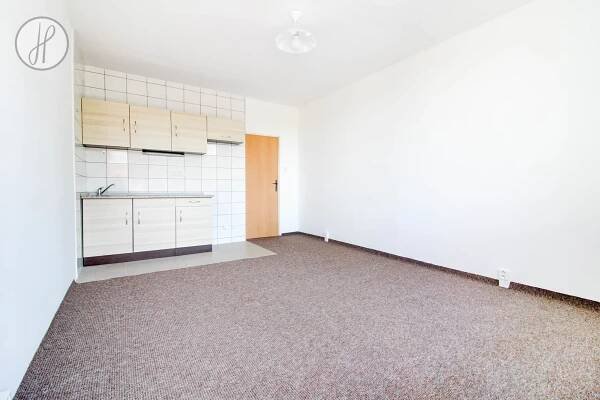 Pronájem bytu 1+kk, 21,7 m², Liberec I-Staré Město, Březová Alej 1305/4 | Realitní makléři Liberec - Jan a Miroslav Havič