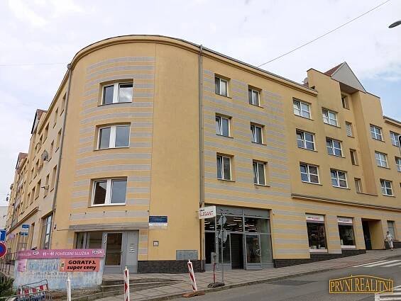 BYT 2+1 centrum města Uherský Brod - První Realitní