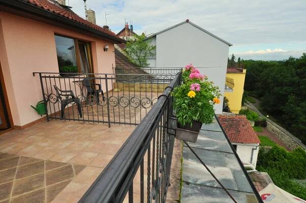 Hotel Na Hradbách – Hotely Louny
