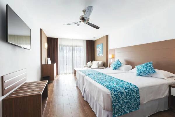 RIU BRAVO - Španělsko - Mallorca - Playa de Palma | Superzajezdy.cz