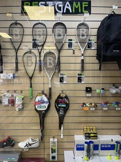 % - NEW SQUASH ET BADMINTON