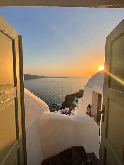 Gallery | Halcyon Days Suites Hotel - Pyrgos Village Santorini