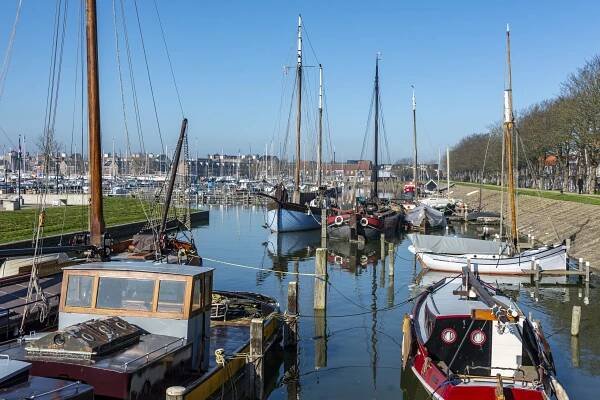 Holland-Hoorn-Habour