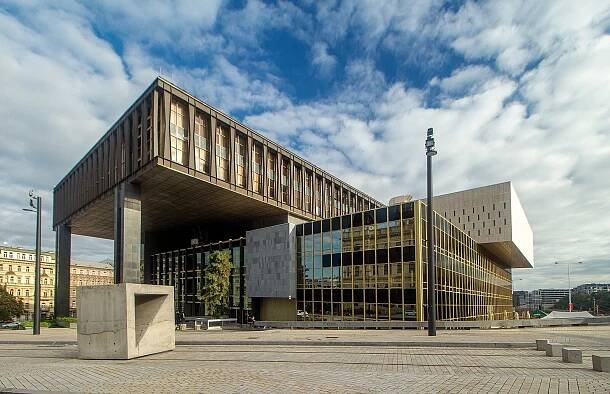 Soubor:Nrodn muzeum Nov budova 2.jpg – Wikipedie