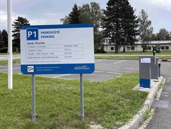 Parkování u letiště Leoše Janáčka Ostrava: kde je to možné a kolik stojí?