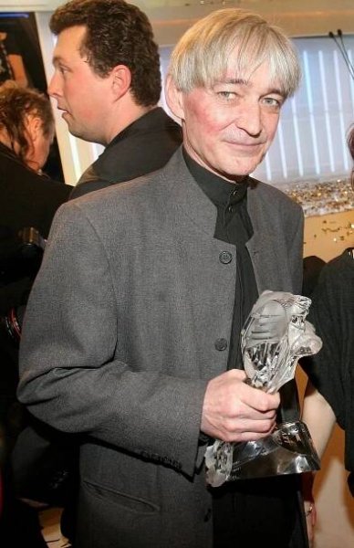 Vladimír Dlouhý (52) zemřel před premiérou svého posledního filmu. Jeho synové září v Ulici