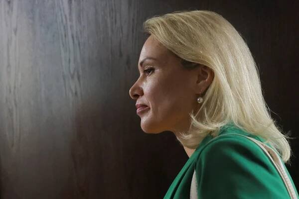 Ruská novinářka (44) rok po protestu v živém vysílání: Popsala dramatický útěk a strach o život!