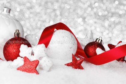 Stáhnout - Vánoční přání s bílým a červeným dekorace — Stock obrázek