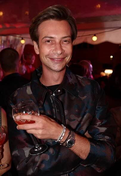 Opulentní party na Staromáku: 1000 lidí a prsa všude!