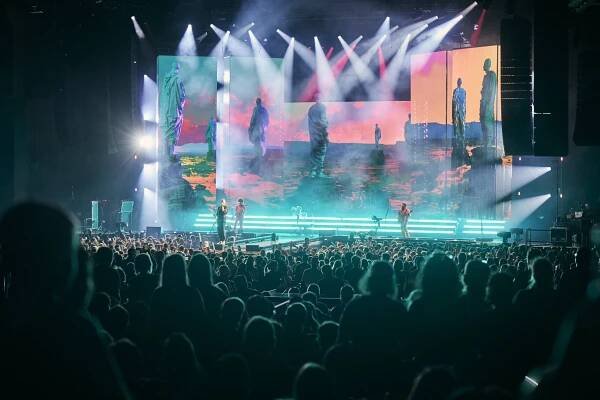 Imagine Dragons se vrací na pražské letiště Letňany, aby představili své nejnovější album Loom