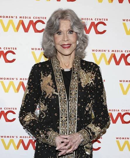 „Nechodila bych s nikým nad dvacet. Nesnáším starou kůži,“ prohlásila Jane Fonda (85)