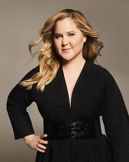 Amy Schumer Discusses Jerry Seinfeld's 'Unfrosted,' Israel-Hamas War
