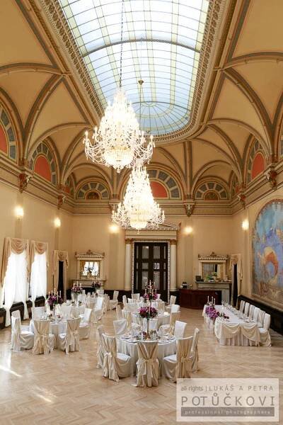 Muchův sál – Zbiroh Wedding