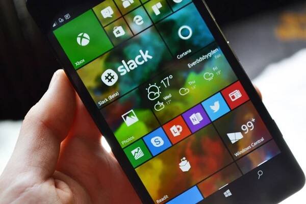 Windows 10 Mobile Home screen