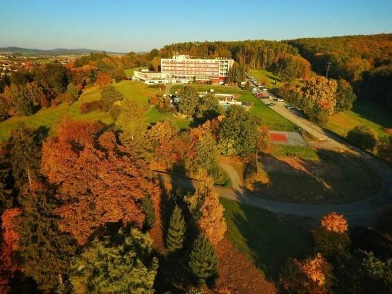 Ráj odpočinku a zdraví nedaleko Zlína. To je Hotel Lázně Kostelec