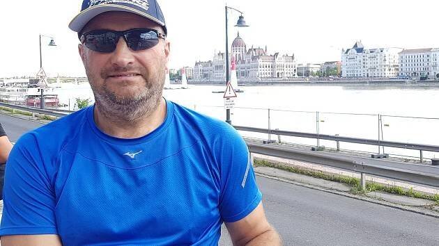 Hokejku jsem vyměnil za sklo a letecké modely, říká bývalý hokejista Tománek