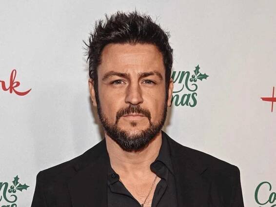 Hallmark Channel's Tyler Hynes Brings Holiday Magic to L.A.