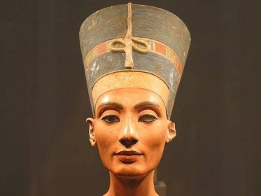 Jídelníček Nefertiti: Proč měla egyptská královna s velkou pravděpodobností cukrovku