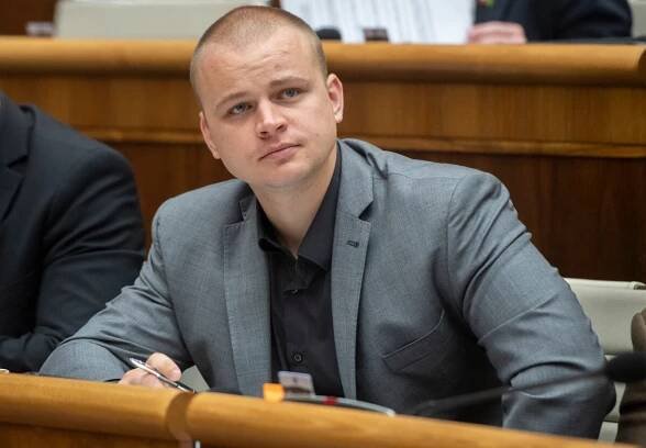 Europoslanec Mazurek: Eurokomisár Šefčovič je prospechár a protislovenský zradca - CZ24.NEWS