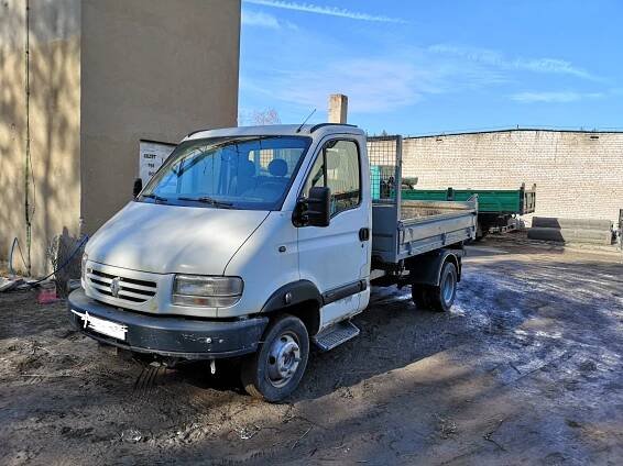 Renault Mascott