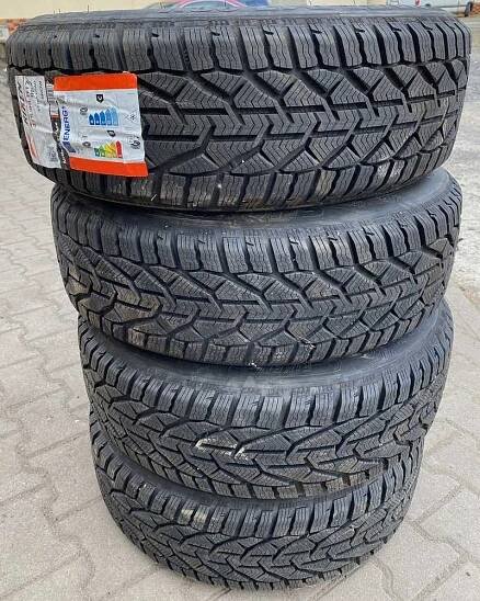 Alu kolo DEZENT 7x17“ ET38, 5x112x57 a Riken Snow 215/55 R17 98V XL 100% - Pneucentrum Bílina