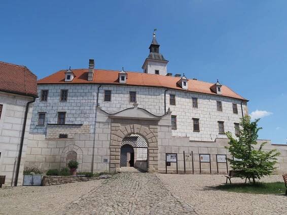 Fotografie - Starý zámek Jevišovice - 15.05.2022