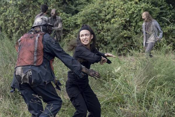 Živí mrtví - Svět předtím - Z filmu - Christian Serratos