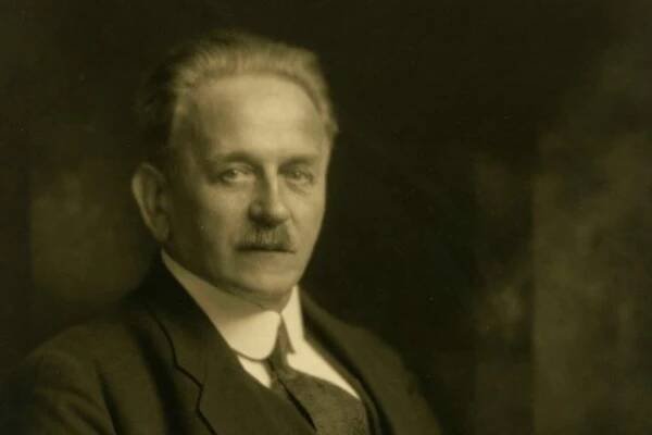 Portrétní fotografie Františka Ulricha,  1928 | foto: archiv - Muzeum východních Čech v Hradci Králové