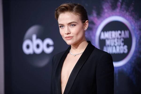 Maddie Hasson - American Music Awards 2019 - Z akcí