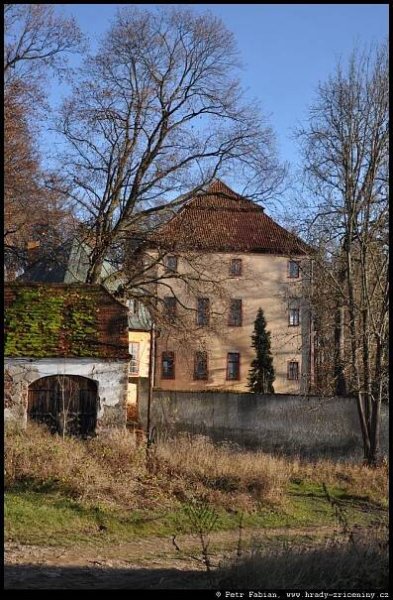 Lčovice – fotografie / hrady-zriceniny.cz