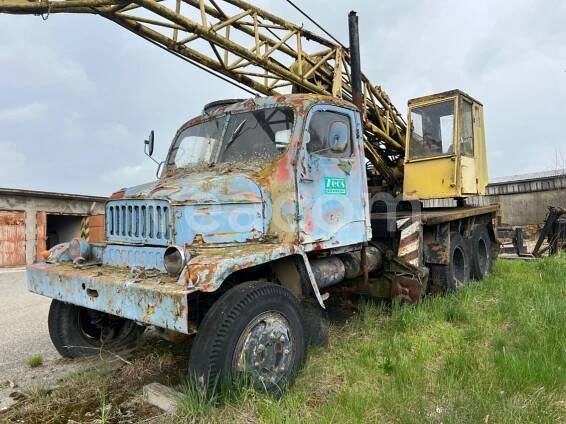 PRAGA V3S 6X6