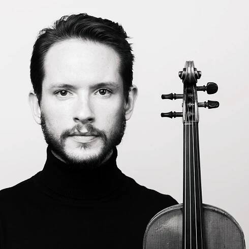 Huslista Adam Novák: Je radosť vidieť, keď orchester spoločne dýcha