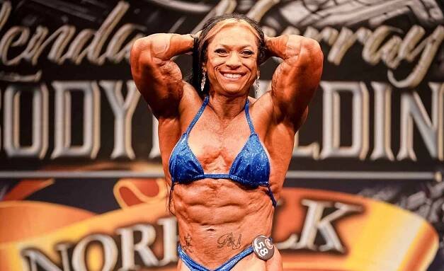 Ripped Vixen - IFBB Pro Female Bodybuilder