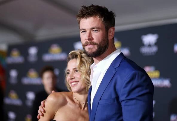 The World Premiere of Marvel Studios' "Thor: Ragnarok" at the El Capitan Theatre on October 10, 2017 in Hollywood, California - Elsa Pataky, Chris Hemsworth - Thor: Ragnarok - Z akcí