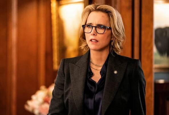 Paní ministryně - Winter Garden - Z filmu - Téa Leoni
