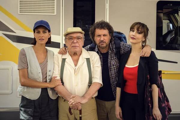 Pare parecchio Parigi - Z natáčení - Giulia Bevilacqua, Nino Frassica, Leonardo Pieraccioni, Chiara Francini