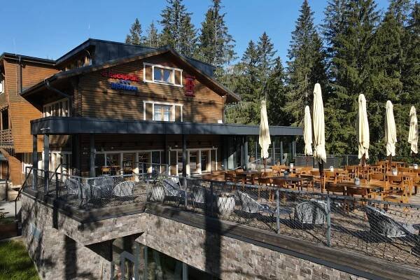 Restaurace v Jasné s panoramatickou terasou | Hotel Björnson