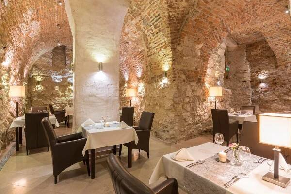 4* pobyt v historickém centru Krakova: snídaně nebo polopenze i sauna
