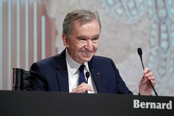 Francouzský miliardář Arnault pral špinavé peníze? Absurdní obvinění, zuří jeho právnička