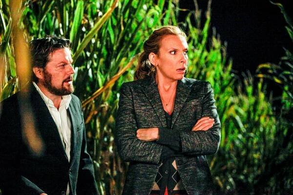 Tara a její svět - Chicken 'n' Corn - Z filmu - Eddie Izzard, Toni Collette