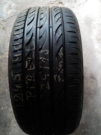 PIRELLI P-ZERO NERO 245/40 ZR19 98Y