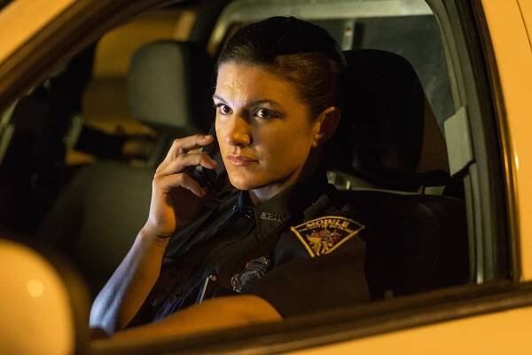 Linka č. 657 - Z filmu - Gina Carano