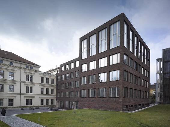 Filozofická fakulta Masarykovy univerzity, Brno - Pelčák a Partner Architekti