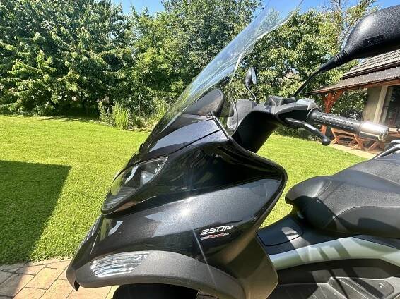 Piaggio MP3 250 (2007), 59.900 Kč
