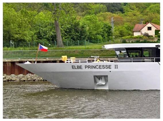 Státní vlajka České republiky pro lodě