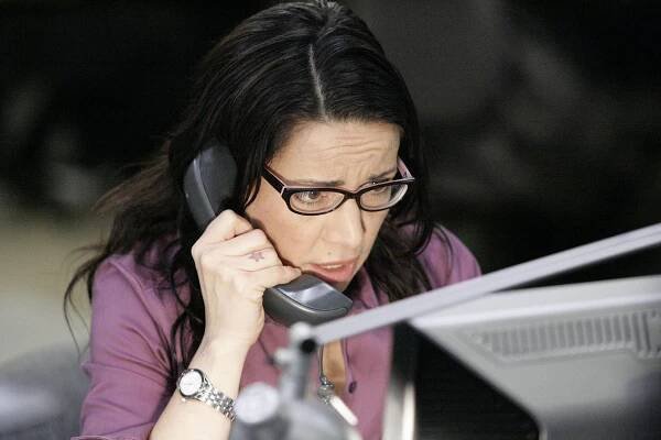 24 hodin - Day 7: 2:00 p.m.-3:00 p.m. (S07E07) (2009)