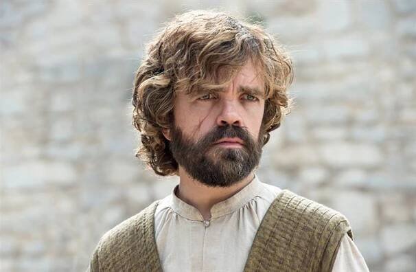 Toxický mstitel se vrací. V nové verzi kultovní hororové komedie si zahraje ‚Tyrion Lannister‘