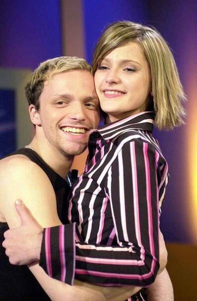 Šárka Vaňková během první řady soutěže České hledá SuperStar v roce 2004, se Stanislavem Dolinkem.